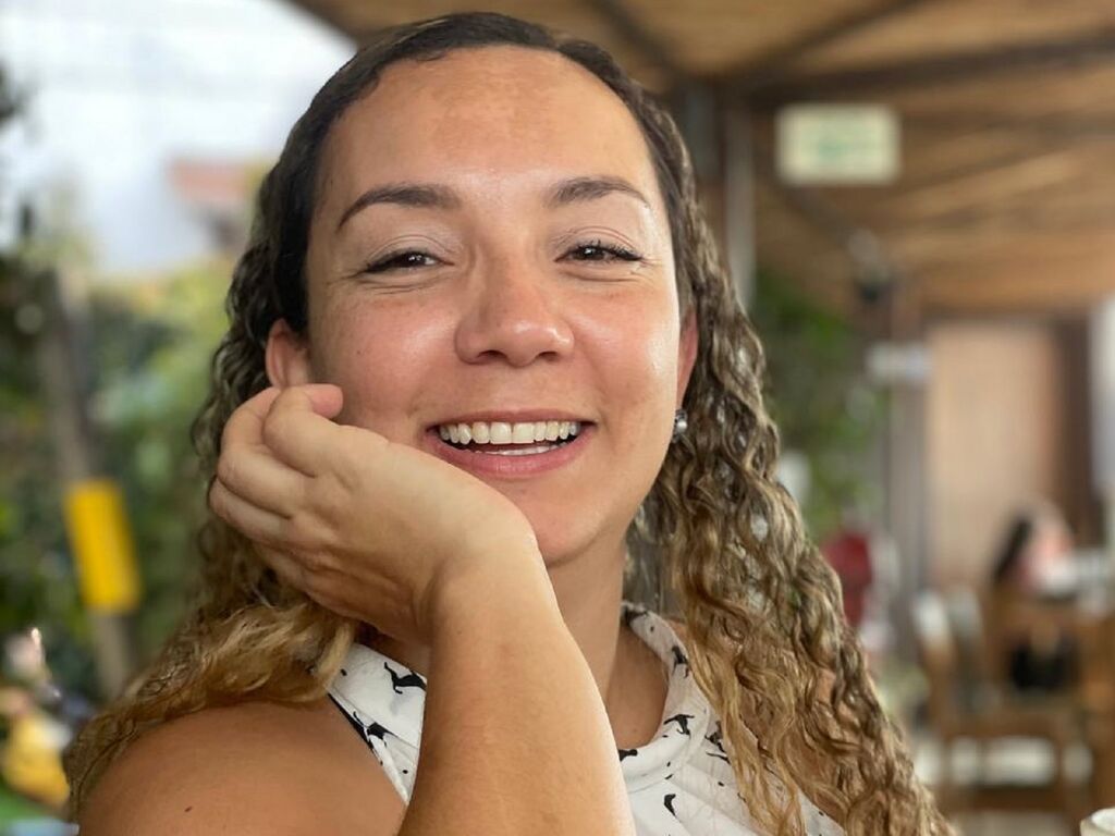 Eva Darren